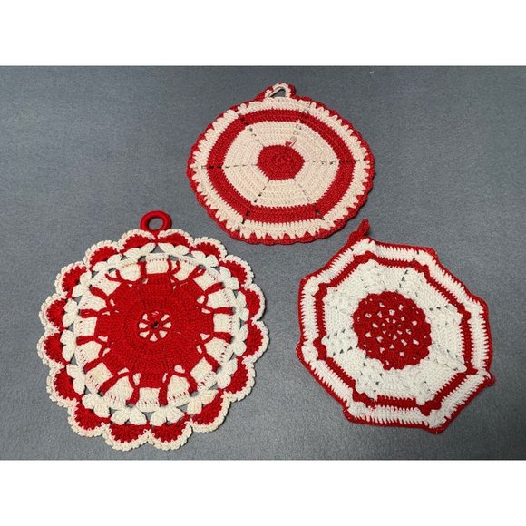 Handcrafted Vintage Crochet Potholders Set of 3 Red & White Cotton Kitchen Decor - Picture 2 of 7
